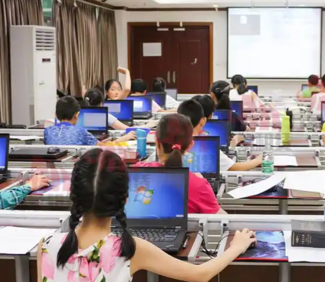 全域赋能教育全流程掩盖授课讲解日常办理自主练习各环节 全域赋能教育全流程掩盖授课讲解日常办理自主练习各环节